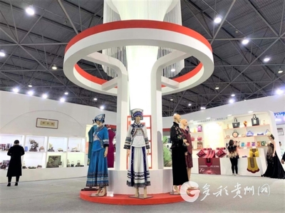 2019中國(guó)國(guó)際民族民間工藝文化博覽會(huì) 數(shù)字創(chuàng)意點(diǎn)亮傳統(tǒng)瑰寶
